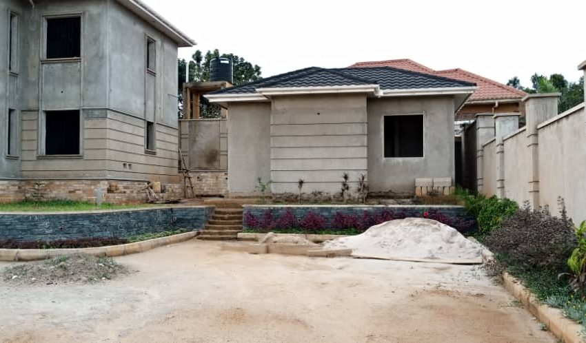 6 Bedroom Incomplete House for Sale in Namugongo 2