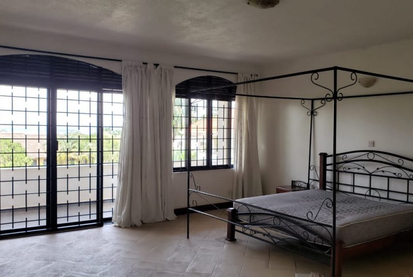 Munyonyo House for rent 11